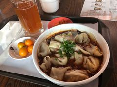 -重庆老字号·吴抄手·高豆花(T3航站楼店)