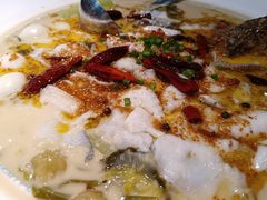 -鱼亨小鲜酸菜鱼(大信店)
