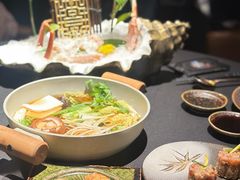 -蟹犇前•帝王蟹雪蟹(陆家嘴店)