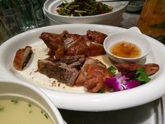 -绿草地·湘菜(酃湖师院店)