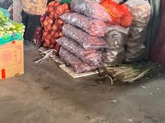-何庄子阿米玛玛农产品批发市场