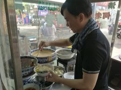 -何老二卤汁凉粉