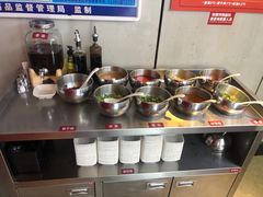 自助调料区-为什么牛潮汕牛肉火锅(中信广场店)