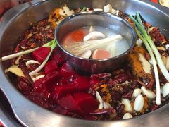 -周幺妹重庆老火锅(银泰城总店)