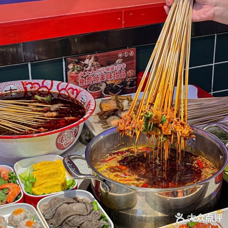 📸重庆攻略 | 摩登港风街头拍照圣地 | 重庆饭店