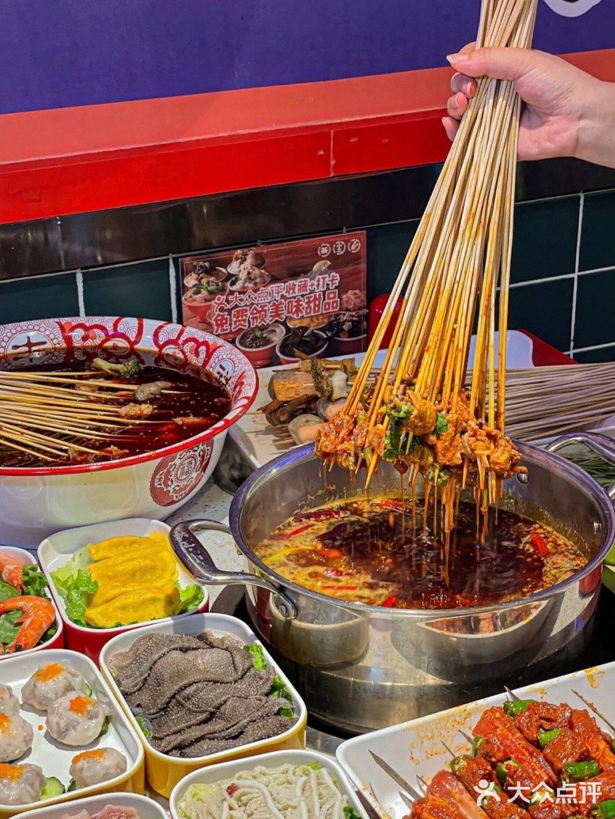 📸重庆攻略 | 摩登港风街头拍照圣地 | 重庆饭店