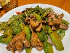 凉瓜炒牛肉-頂好酒家·经典粤菜(海信广场店)