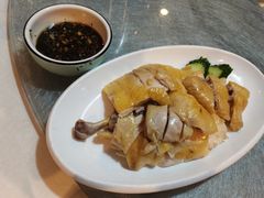 -侬佳蒸菜馆(听潮店)