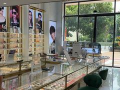 -世纪大明眼镜·蔡司战略授权店(汉街店)