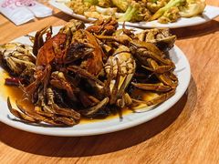 -嗨辣小聚·盘锦河蟹·海鲜烧烤龙虾(盘锦十年好店)