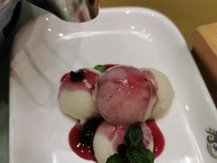 蓝莓山药糕-青岛蓝海大饭店·渔歌舫(李沧店)