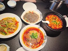 -万重锦·人文川菜馆(骡马市店)