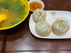 大壶春生煎-1192弄老上海风情街(世纪汇广场店)