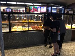 面包甜点陈列柜-LELECHA乐乐茶(上海五角场万达广场店)