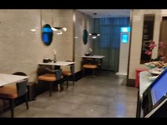 -新偶像健康汇•水疗SPA•豪华自助餐(世界城店)