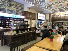 店内环境-新华书店(新街口旗舰店)