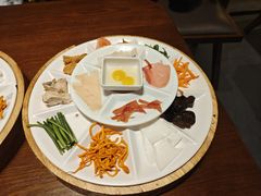 -芸南道·过桥米线(昆明老街旗舰店)