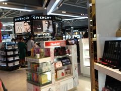 -日上免税店(三径路t3店)
