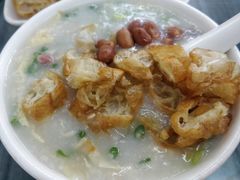 艇仔粥-穗银肠粉店(东川路店)