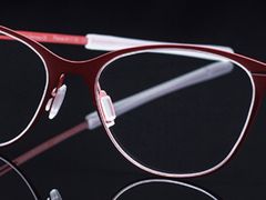 對應多種臉型，相當百搭且耐看-圆方眼镜(东海花园二期东区店)