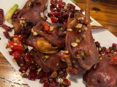 -冶建镜子·老南昌大排档·江西虾王(总店)