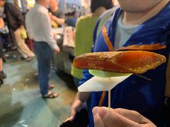 -六合夜市