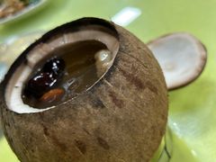 原只椰子炖鸡-红炎炎农家菜老字号(金水台店)