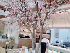 -蜜桃餐厅·伴山(湖滨商业街店)