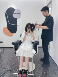 -AYO SALON