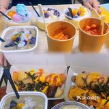 在漳州古城就可以吃到韩剧里面的辣炒年糕和鱼饼