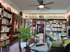 -武汉境自在書店