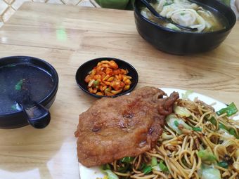 曼玲粥店(马陆店)附近小吃快餐_宝安公路3705弄1号1层-58,59商铺小吃