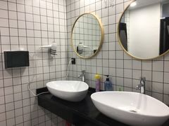 -汗水空间私教健身连锁(SM广场店)