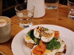 烟熏三文鱼吐司-Egg•Allday Brunch(襄阳北路店)