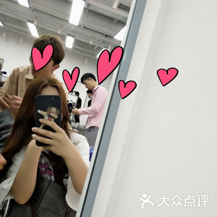 刘鑫雨_4084           刘鑫雨_4084           夜耶!