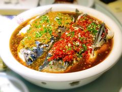剁椒蒸千岛湖鱼头-姜君·千岛湖鱼头馆(浦东大道店)