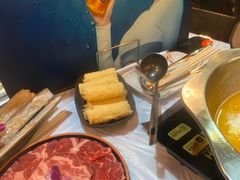 -鲜入围煮花胶鸡海鲜火锅
