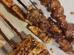 -烤满分·东北烧烤(首经贸店)