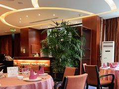 -银星皇冠假日酒店美食阁