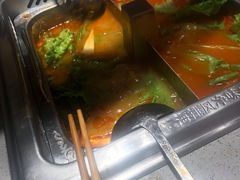 -海底捞火锅(金山百联店)