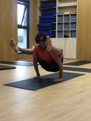 -LU YOGA（露瑜伽）专业瑜伽馆