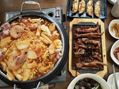 -贵宾庄炸酱面·韩式料理(高区店)
