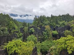 -梭布垭石林景区