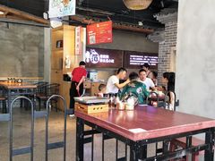 大堂-怪噜范·老贵阳街头名小吃(鸿通城店)