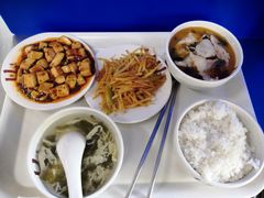 -南师大仙林校区东区食堂