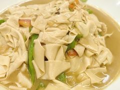 -闯关东东北农家菜(崂山石老人店)