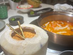 -喃喃椰·糟粕醋·椰子鸡火锅(七堡花园店)