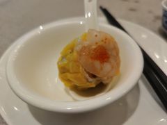 鲜虾蟹黄烧卖-汤臣·空中餐厅·严选粤菜(石湾世博广场店)