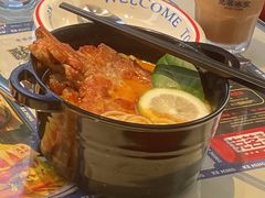 冬阴功带骨猪扒米线-克茗冰室(光明N次方公园店)