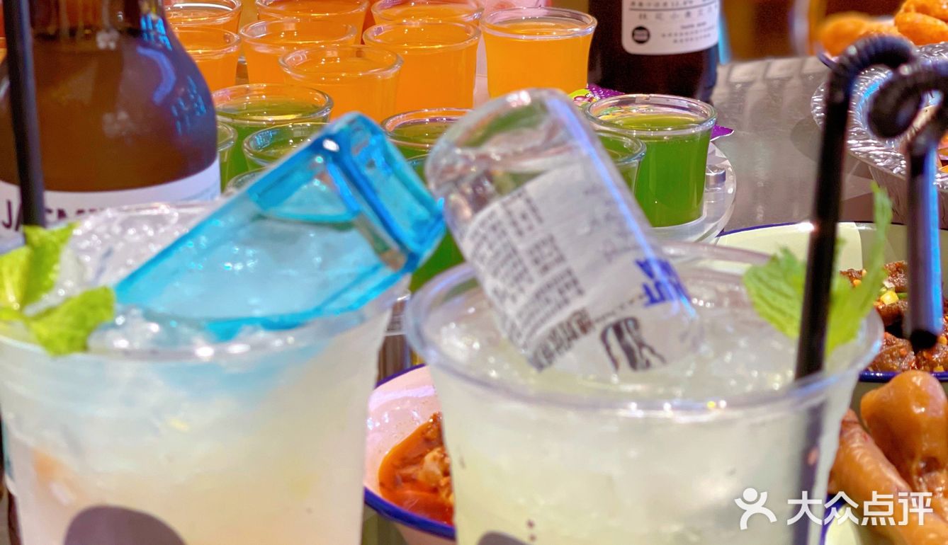 北京｜夏天的傍晚怎能不去一趟微醺的小酒馆呢